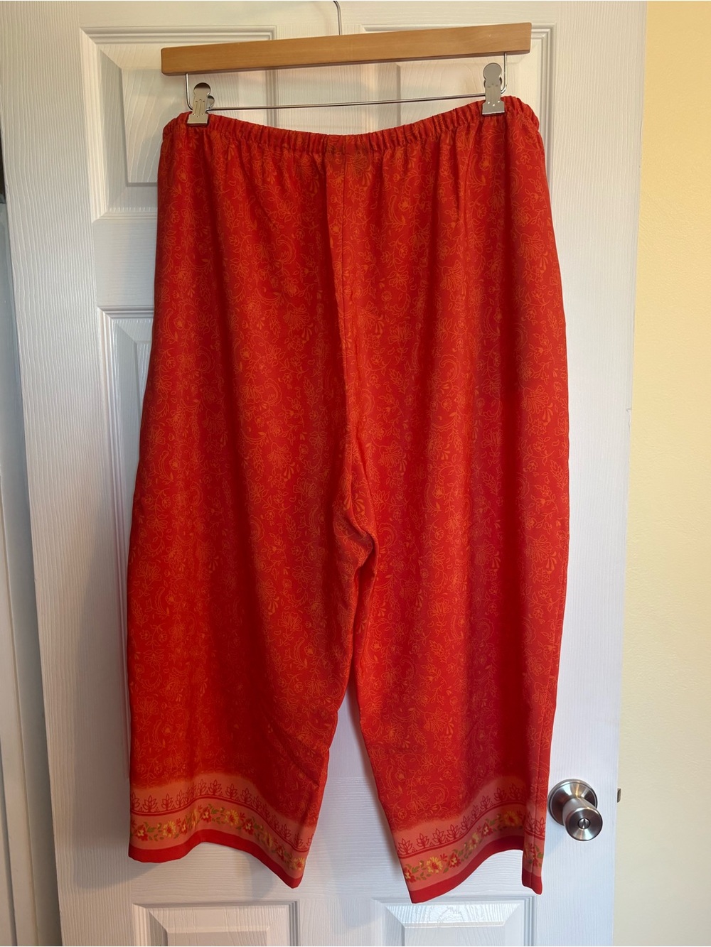 Venezia Orange Patterned Capris with Decorative Hem